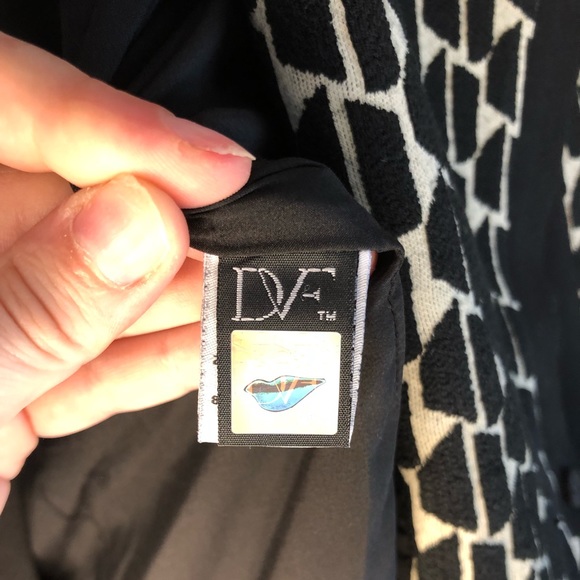 Diane Von Furstenberg Blazer Size 4 - Picture 6 of 8